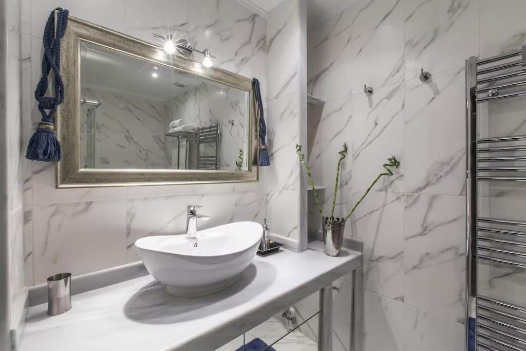 Luxury Acropolis View Duplex Penthouse In Thiseio 155M2 Atenas Exterior foto